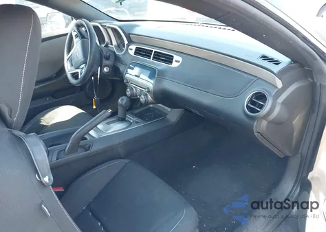 2013 Chevrolet Camaro Ls z USA, uszkodzony, nr VIN 2G1FA1E35D9156989